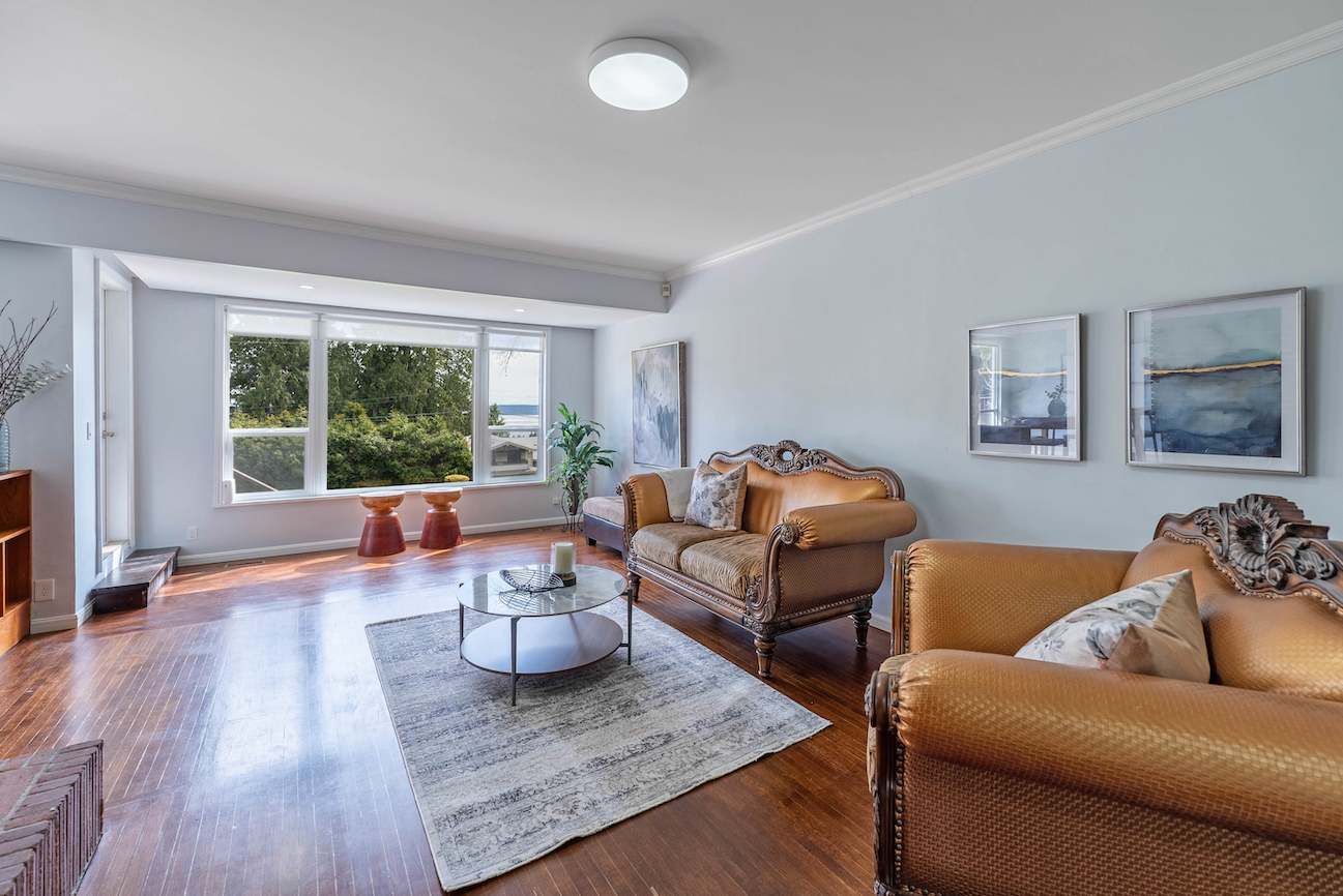 Rarely Available Prime View Lot with Newly Renovated Home- 1665 Queens Avenue